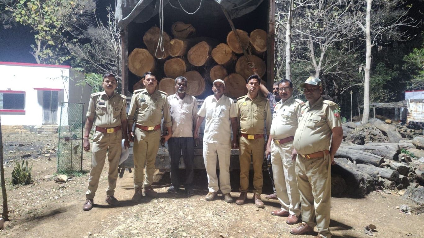 Sonbhadra Crime: फिल्मी अंदाज में घेराबंदी, रेणुकूट में तस्करों का खेल खत्म; जानिये पूरा अपडेट