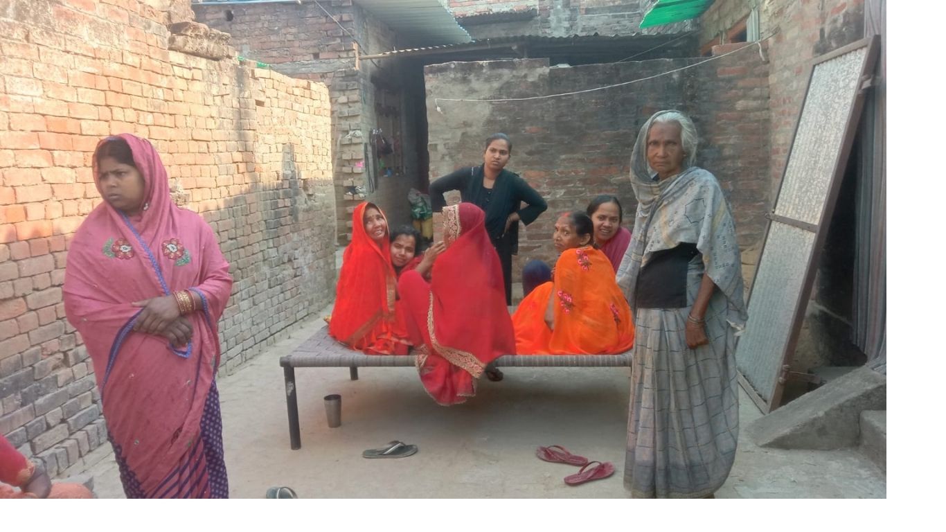 Ballia News: खेत में बिछे तार ने ले ली महिला की जान, जानें क्या है पूरा मामला