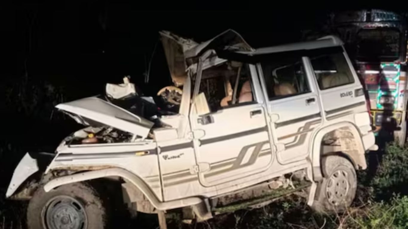 कैला देवी दर्शन से लौट रहा परिवार… एक पल में खत्म हुई पूरी खुशियां, दिल दहला देगा ये हादसा