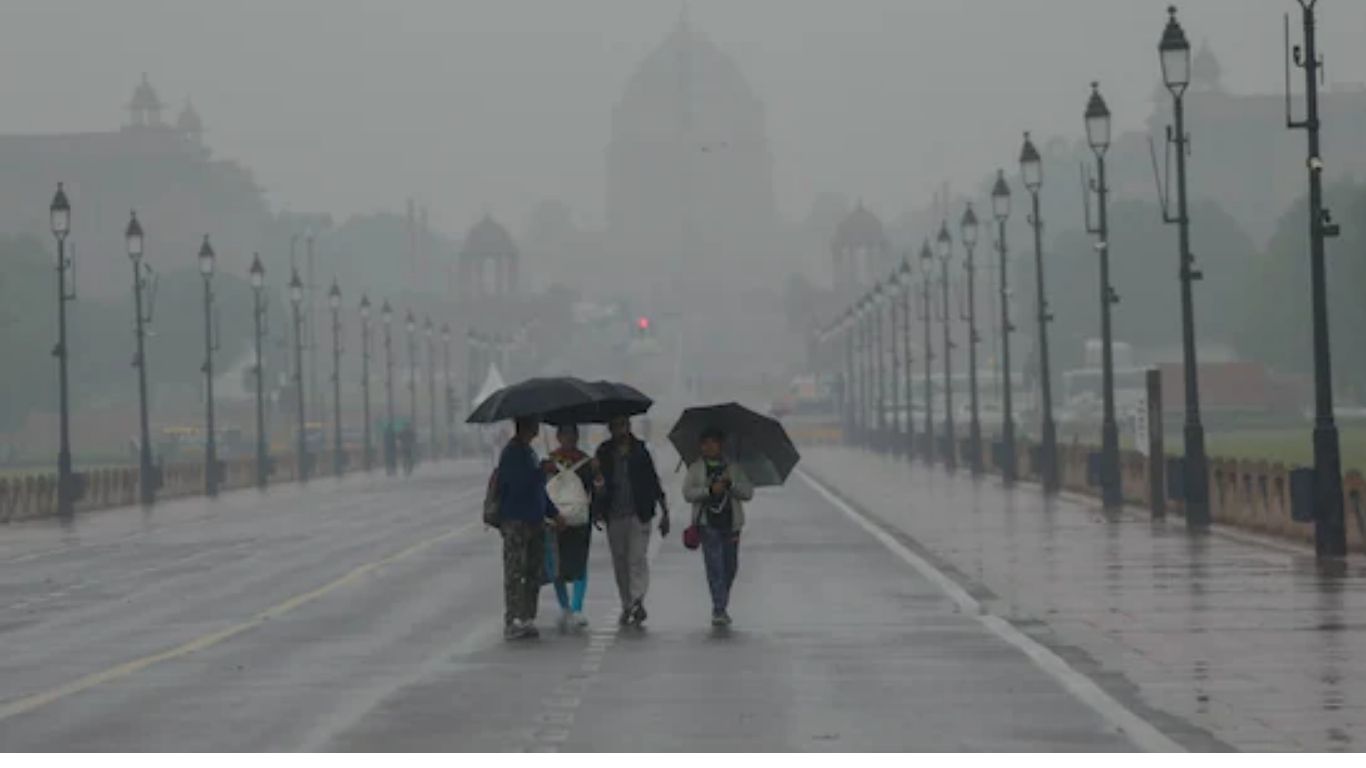 दिल्ली में मार्च में ही ‘मई वाली गर्मी’ का अंत: जानें आखिर किस दुर्लभ वेदर सिस्टम ने कैसे गिराया 7°C तक पारा?