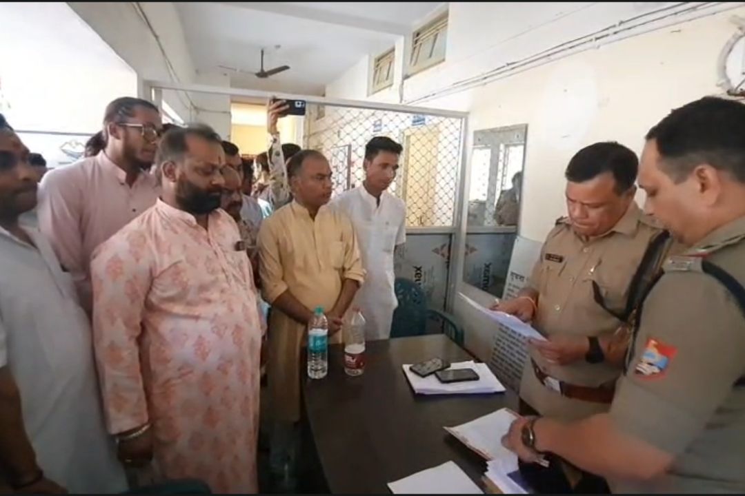 Ramnagar News: हनुमान जन्मोत्सव शोभायात्रा पर विवाद, करणी सेना और मंदिर समिति आमने-सामने