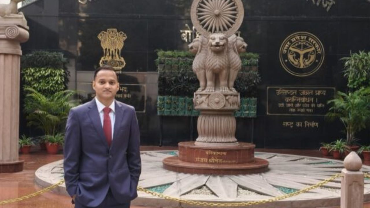 गोरखपुर में गरीबी से जीत, सिस्टम में एंट्री! विकास राव की सफलता बनी मिसाल