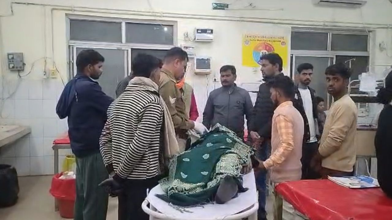 बदायूं में दर्दनाक सड़क हादसा: आमने-सामने भिड़ीं दो बाइकें, पिता-पुत्र की मौत