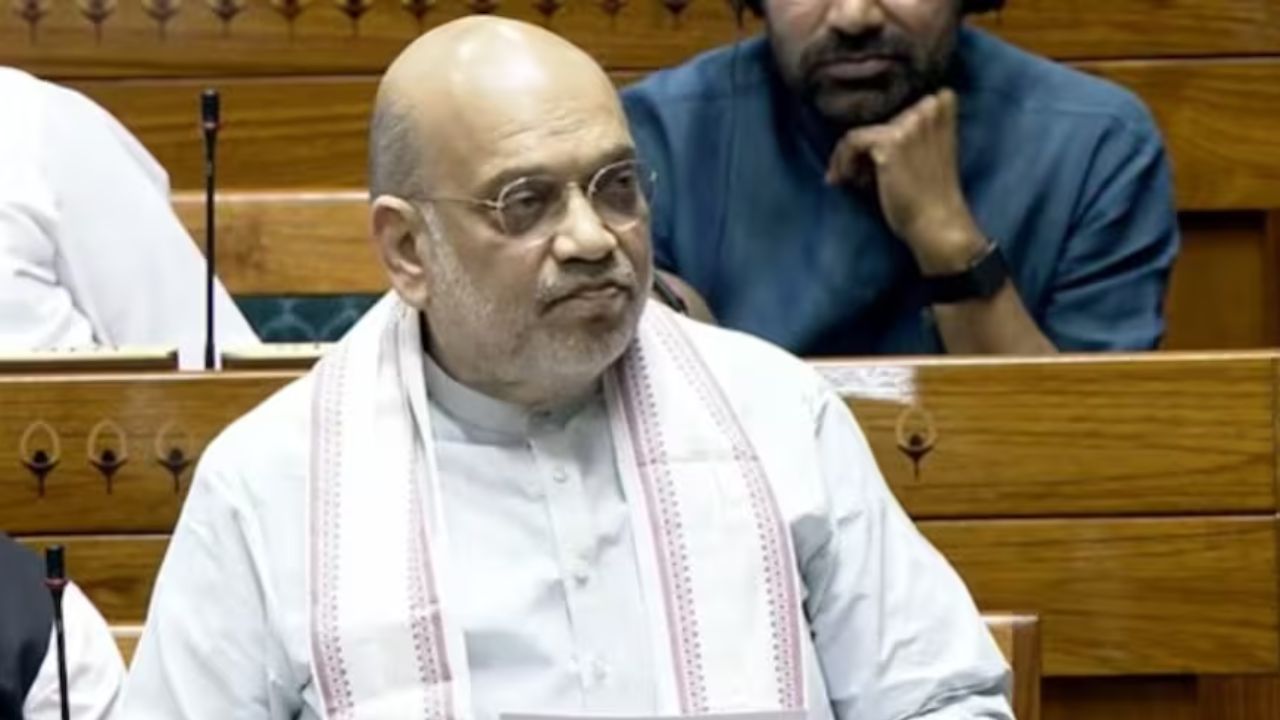 लोकसभा में स्पीकर ओम बिरला के खिलाफ अविश्वास प्रस्ताव पर गरमाई बहस, अमित शाह बोले- जवाब कसकर दूंगा