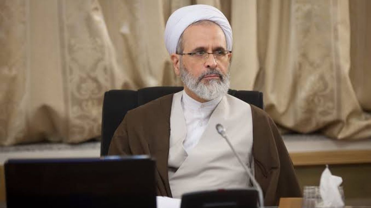 कौन हैं रेजा अराफी, जिनको खामेनेई की मौत के बाद ईरान ने बनाया सुप्रीम कमांडर?