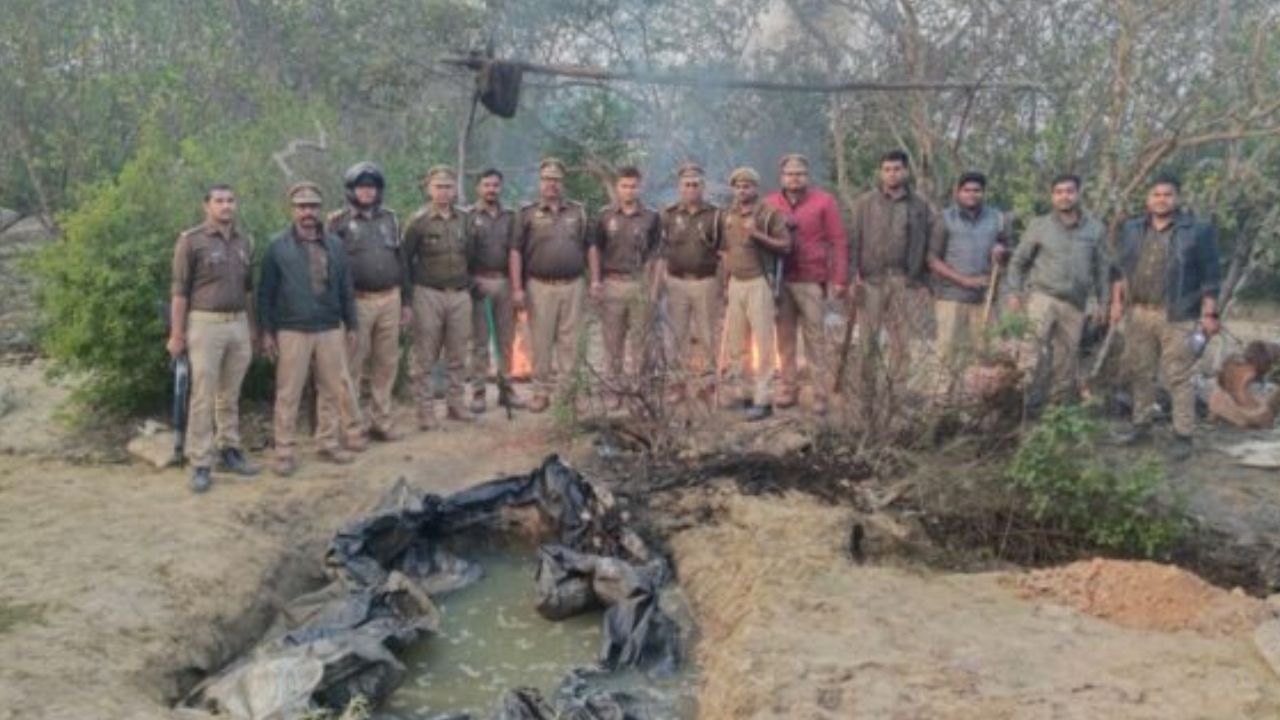 गोरखपुर में अवैध शराब कारोबार पर बड़ा शिकंजा, तस्करों में मचा हड़कंप