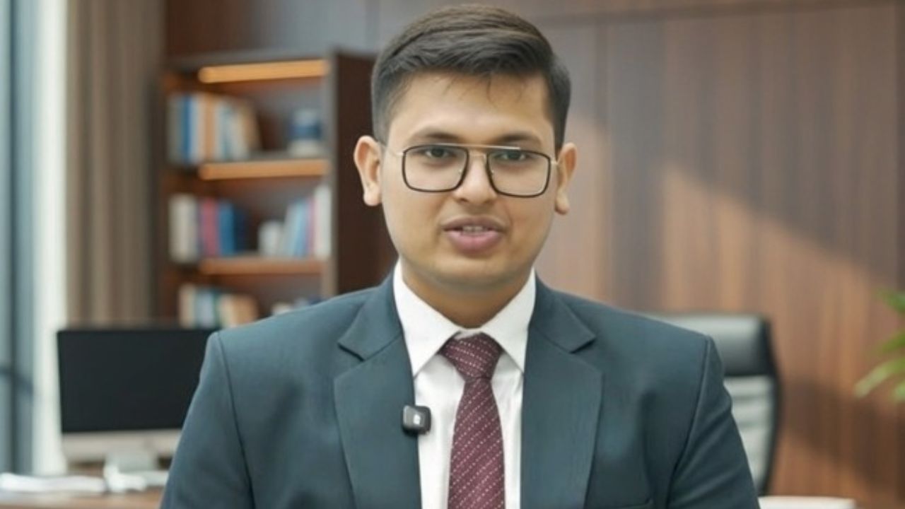 UPSC CSE Topper Anuj Agnihotri: जानिये कौन हैं अनुज अग्निहोत्री, जो बने आईएएस टॉपर्स