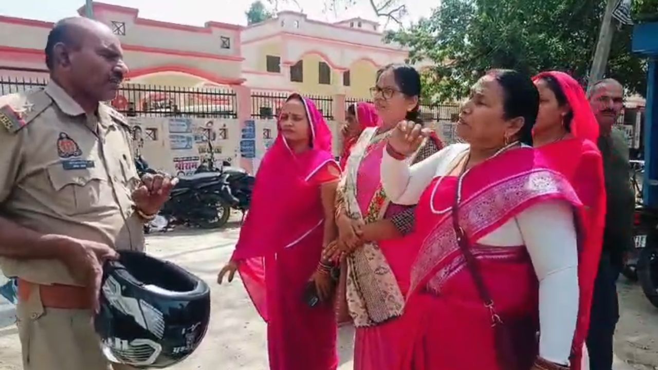 गुलाबी गैंग की फतेहपुर पुलिस को चेतावनी, कहा- 96 घंटे में ये काम नहीं हुआ तो…