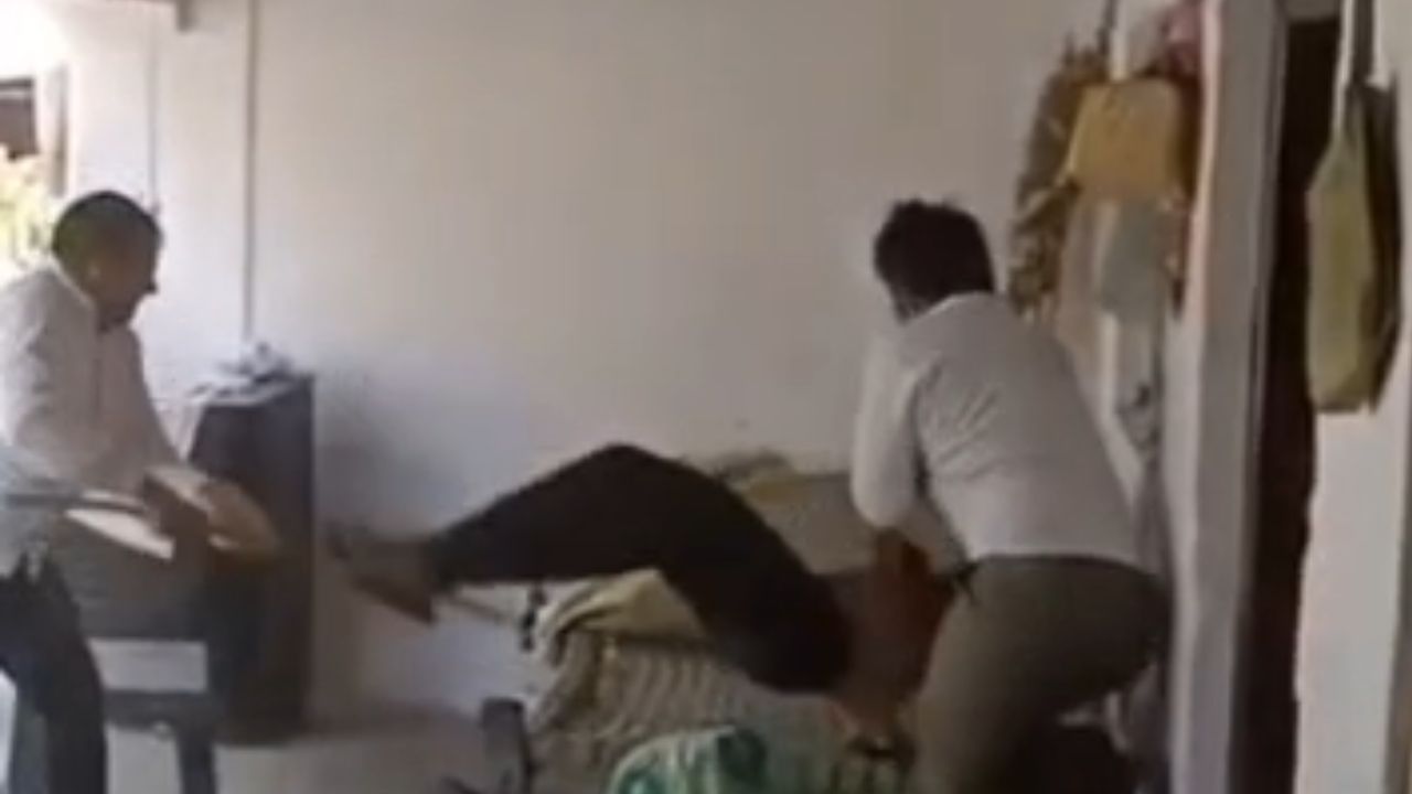 एटा में रिश्तों को किया शर्मसार! पहले बेटे ने ससुराल वालों को घर बुलाया, फिर किया ये हाल