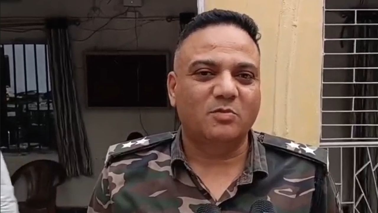 धनबाद में बड़ी कार्रवाई: 24 हजार लीटर कच्चा स्प्रिट से भरा टैंकर जब्त, जानें कैसे हासिल की इतनी बड़ी कामयाबी?