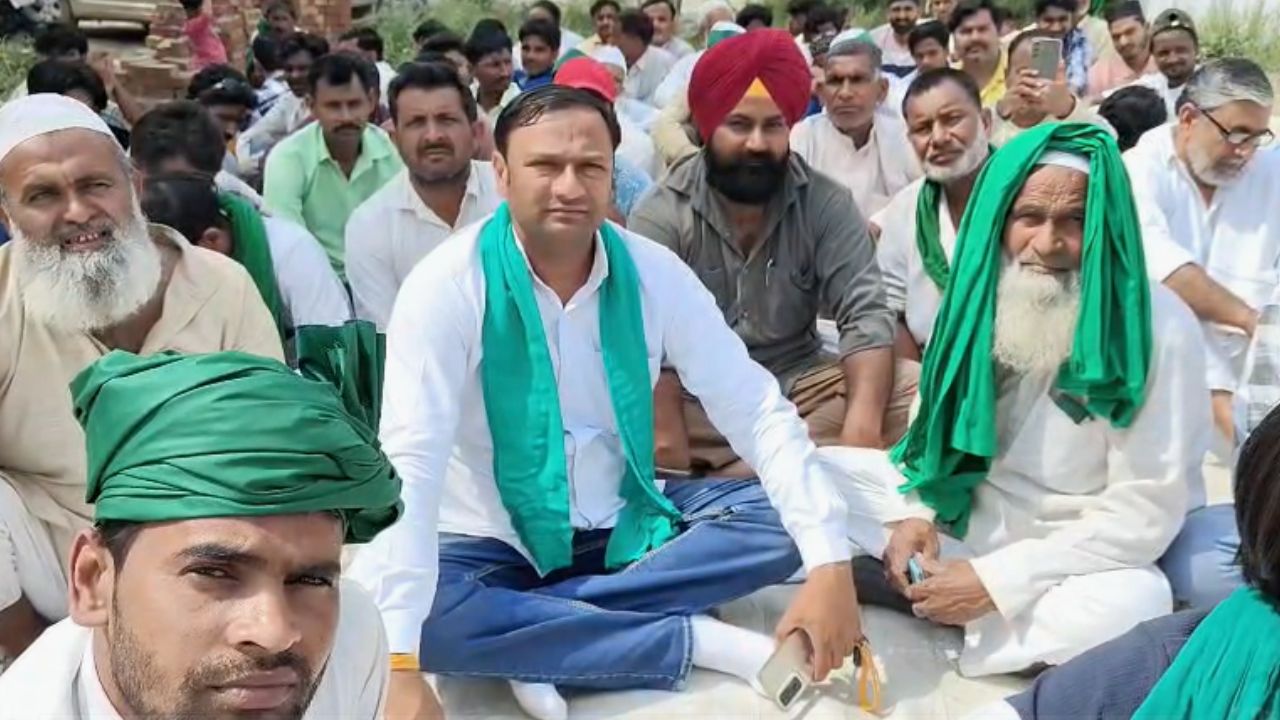 मुजफ्फरनगर में सिलेंडर की कालाबाजारी को लेकर भारतीय किसान यूनियन का प्रदर्शन, बोले- समाधान नहीं होने तक धरना जारी रहेगा