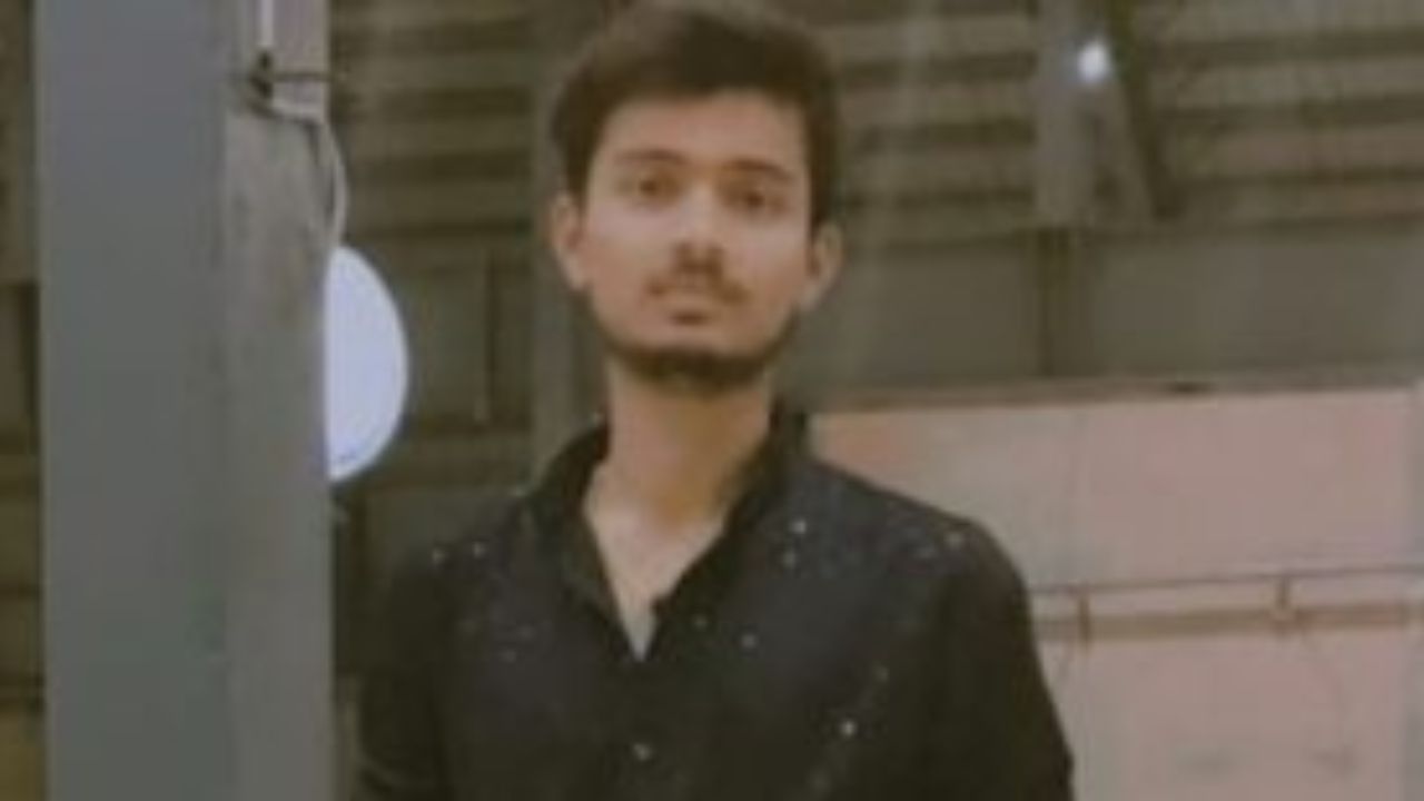 Kanpur Accident: तेज रफ्तार पिकअप की टक्कर से छात्र की मौत, दूसरे साथी की हालत गंभीर