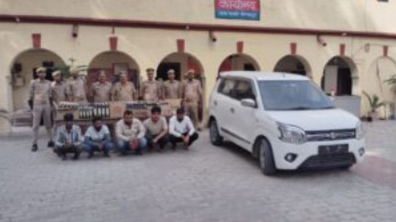 UP Crime: गोरखपुर में 189 लीटर अवैध अंग्रेजी शराब के साथ 5 तस्कर गिरफ्तार, बिना नंबर की कार बरामद