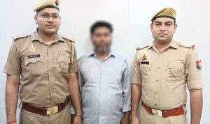 गोरखपुर: व्हाट्सऐप कॉल से ‘डिजिटल अरेस्ट’ का झांसा देकर लाखों की ठगी, वाराणसी का आरोपी गिरफ्तार