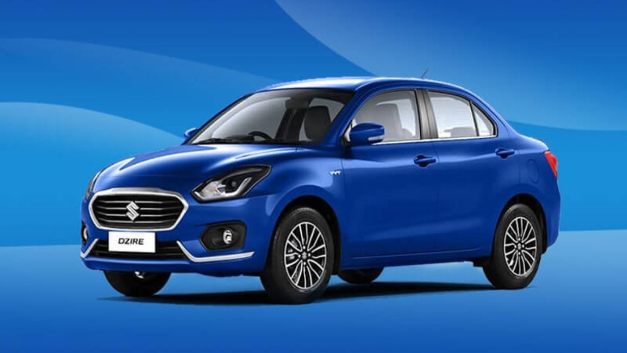 तीसरे नंबर पर Maruti Dzire है। इसकी एक्स-शोरूम कीमत 6.25 लाख रुपये है और ऑन-रोड कीमत 7.26 लाख रुपये है। Maruti Dzire फाइनेंस ऑप्शन के साथ आसानी से उपलब्ध है। यह कार फीचर्स में सबसे एडवांस्ड है। (Img- Internet)