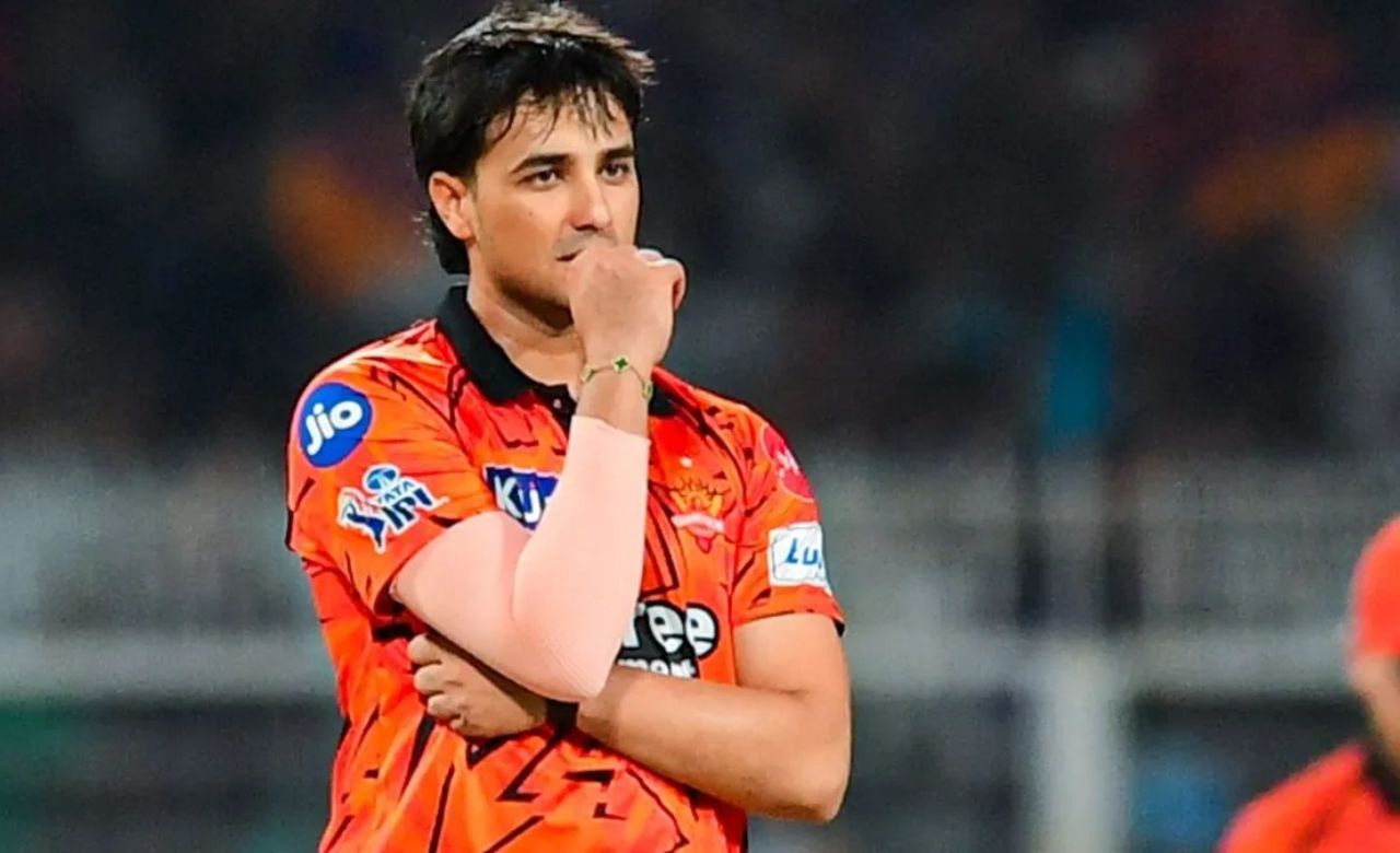 IPL 2026: शून्य से शतक तक का सफर, अभिषेक शर्मा ने सीजन में फिर दिखाया ऑलराउंड फॉर्म