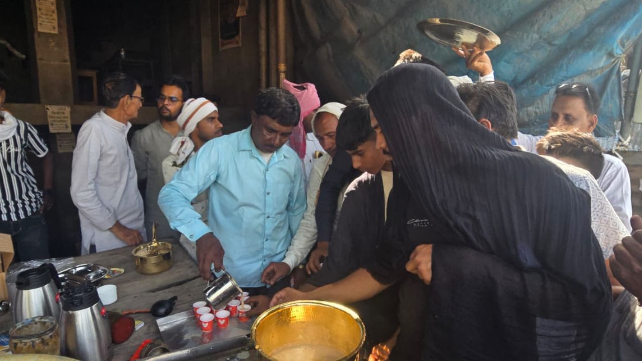 फतेहपुर में Arya Yadav चाय वाले मामले में नया मोड़, दोबारा खुली दुकान, सपा ने बढ़ाया हौंसला