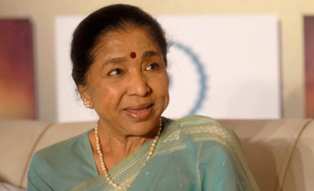 ‘ओ मेरे सोना रे’- रोमांस का सदाबहार रंग फिल्म तीसरी मंजिल का यह गाना मोहम्मद रफ़ी और आशा भोसले की जुगलबंदी का बेहतरीन उदाहरण है।