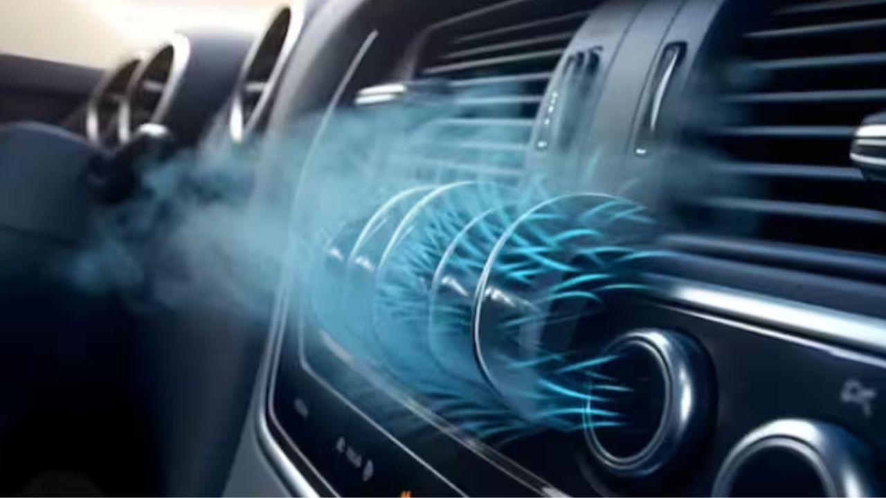 इसके अलावा, AC चलाते समय कार के सभी शीशे और दरवाजे पूरी तरह बंद होने चाहिए। गंदा AC फिल्टर भी कूलिंग को प्रभावित करता है, इसलिए समय-समय पर उसकी सफाई या बदलाव जरूरी है। इन आसान टिप्स को अपनाकर आप गर्मियों में बेहतर कूलिंग के साथ-साथ अपनी कार का माइलेज भी बढ़ा सकते हैं। (Img- Internet)