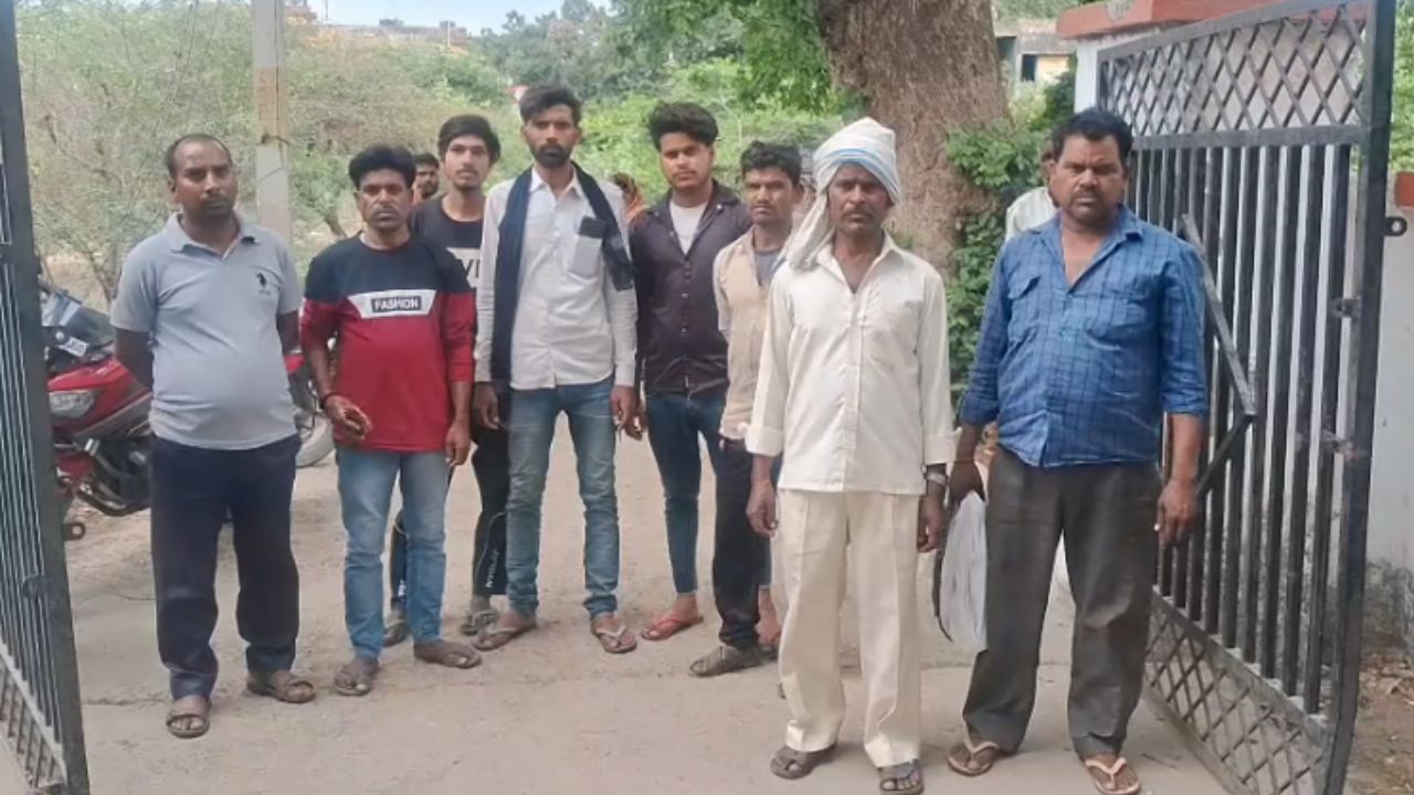 बदायूं में भीषण सड़क हादसा: ट्रैक्टर-ट्रॉली ने टेंपो को मारी जोरदार टक्कर, दो की मौके पर मौत