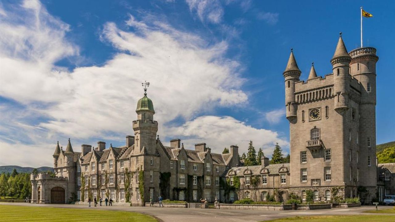 दुनिया के पांच शाही किले, जो आज भी हैं गुलजार