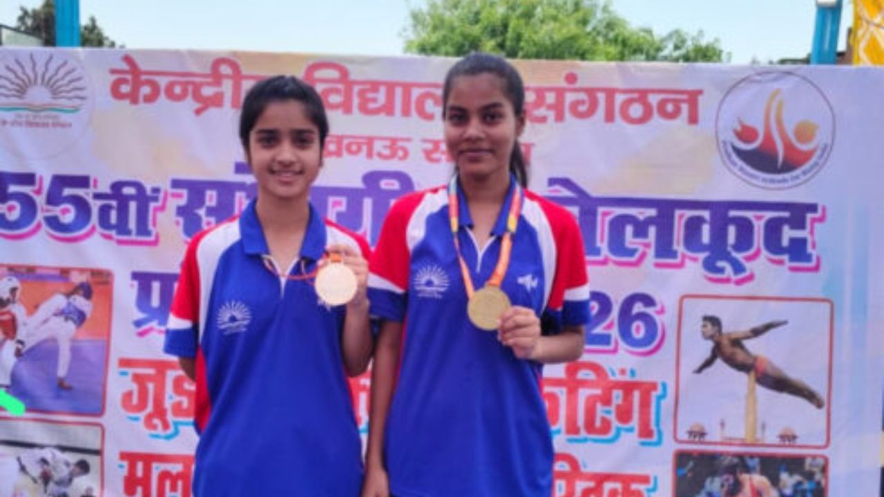 बलरामपुर की बेटियों ने कानपुर में गाड़े सफलता के झंडे, केवीएस स्कूलों की राष्ट्रीय प्रतियोगिता में दिखाएंगी प्रतिभा