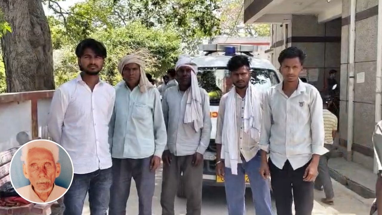 Accident In UP: बदायूं में सड़क किनारे बैठे बुजुर्ग को तेज रफ्तार बाइक ने मारी टक्कर, मौके पर दर्दनाक मौत