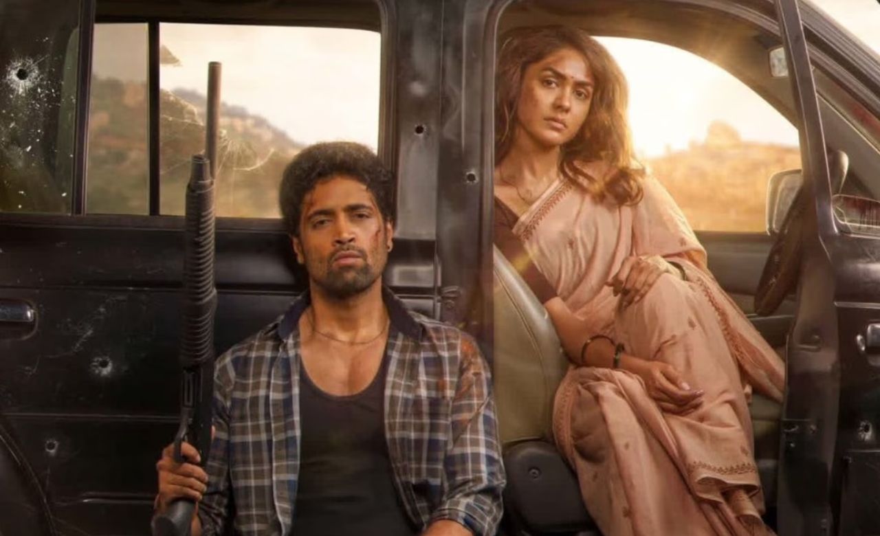 फिल्म ने सिर्फ भारत ही नहीं बल्कि ओवरसीज मार्केट में भी अच्छा प्रदर्शन किया है। विदेशी बाजारों में Dacoit ने लगभग 6 करोड़ रुपये का ग्रॉस कलेक्शन किया है। इस तरह फिल्म का पहले दिन का वर्ल्डवाइड कलेक्शन करीब 13.57 करोड़ रुपये पहुंच गया, जो इसे एक मजबूत ग्लोबल ओपनिंग देता है।