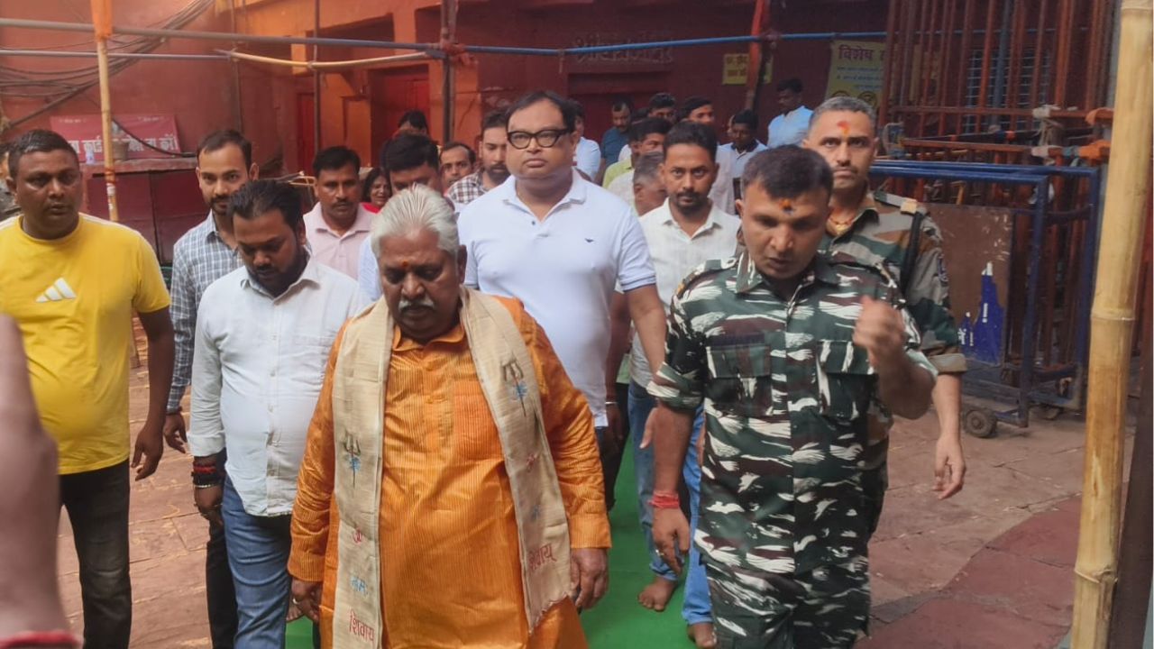 Jharkhand News:  बाबा धाम से प्रेम कुमार का बड़ा बयान, सड़कों पर उठे सवाल