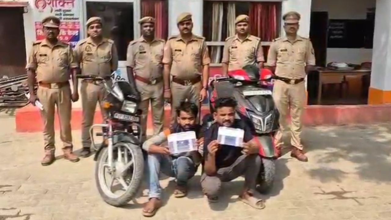 Deoria: बैतालपुर रेस्टोरेंट हत्याकांड में पुलिस का बड़ा एक्शन, फरार दो आरोपी गिरफ्तार, अब तक छह पहुंच चुके जेल