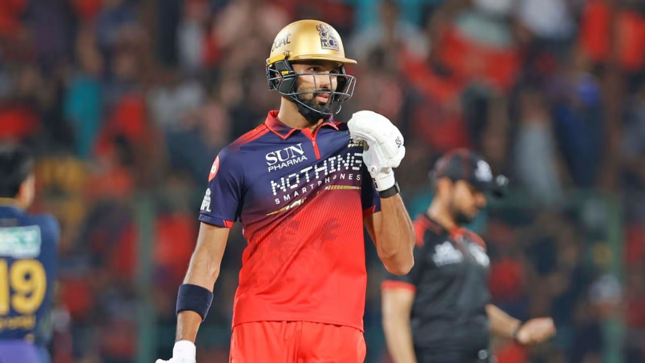 RCB vs DC: RCB की जीत के बाद देवदत्त का बयान वायरल, हेजलवुड-भुवी को बताया गेमचेंजर