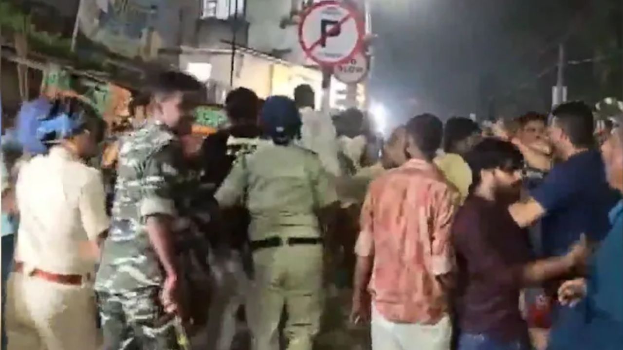 West Bengal Election: वोटिंग से पहले खून-खराबा, थाने के बाहर भिड़े कार्यकर्ता, फायरिंग में CISF जवान घायल