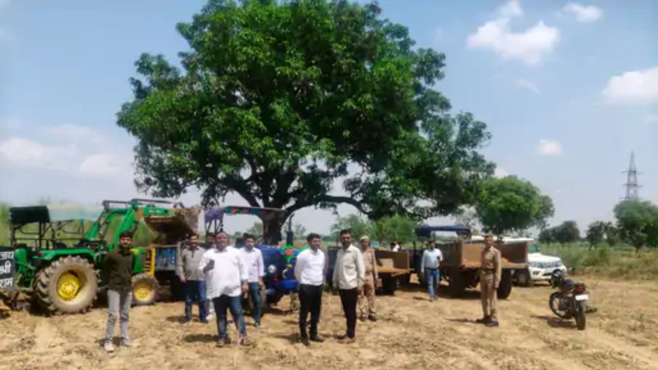 Etah: प्रशासन ने अवैध खनन करने वालों पर कसी नकेल