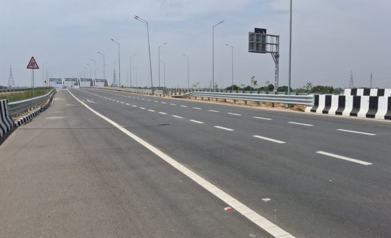 Ganga Expressway: 36,000 करोड़ का गंगा एक्सप्रेसवे तैयार, लेकिन टोल और नियम जानकर चौंक जाएंगे आप