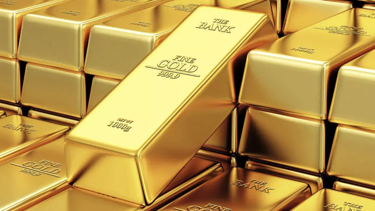 Gold Price Today: सप्ताह की शुरुआत में कई शहरों में सोने के दाम घटे, जानिये अपने यहां का ताजा रेट