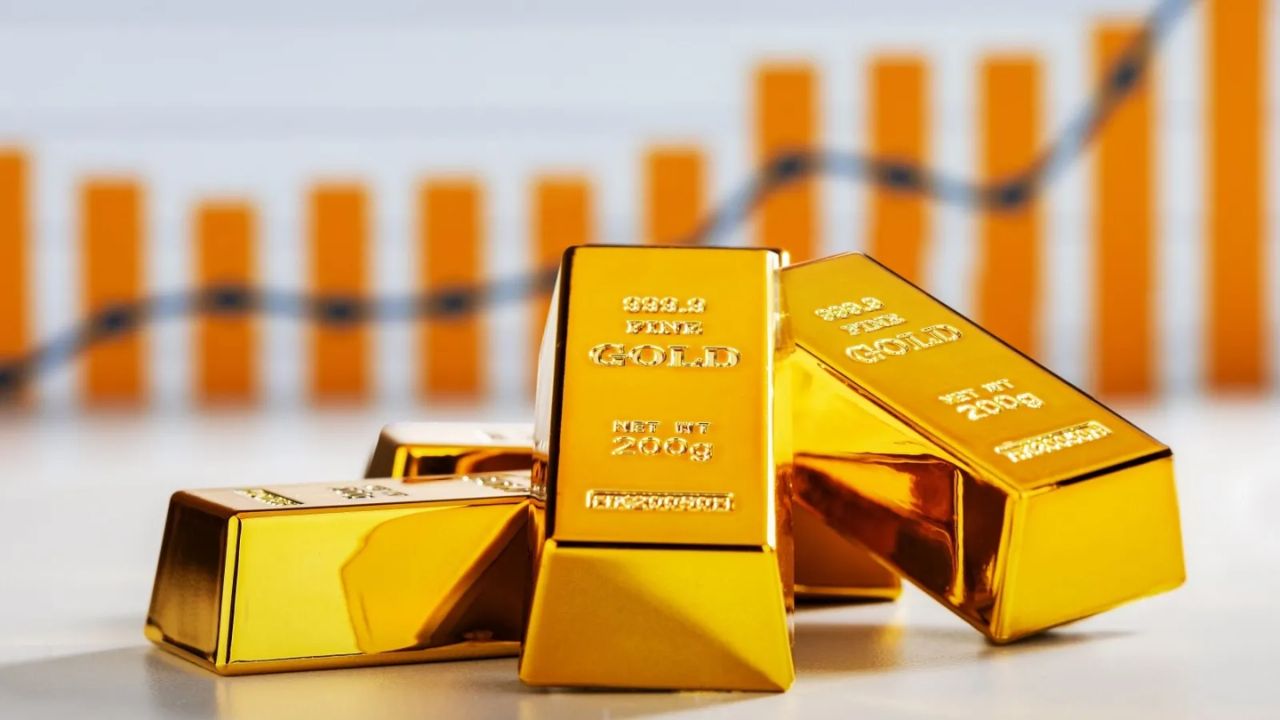 Gold Price: सोने के दाम में उतार-चढ़ाव जारी, दिल्ली में 24 कैरेट गोल्ड 1.55 लाख के करीब, जानें आज के ताजा भाव