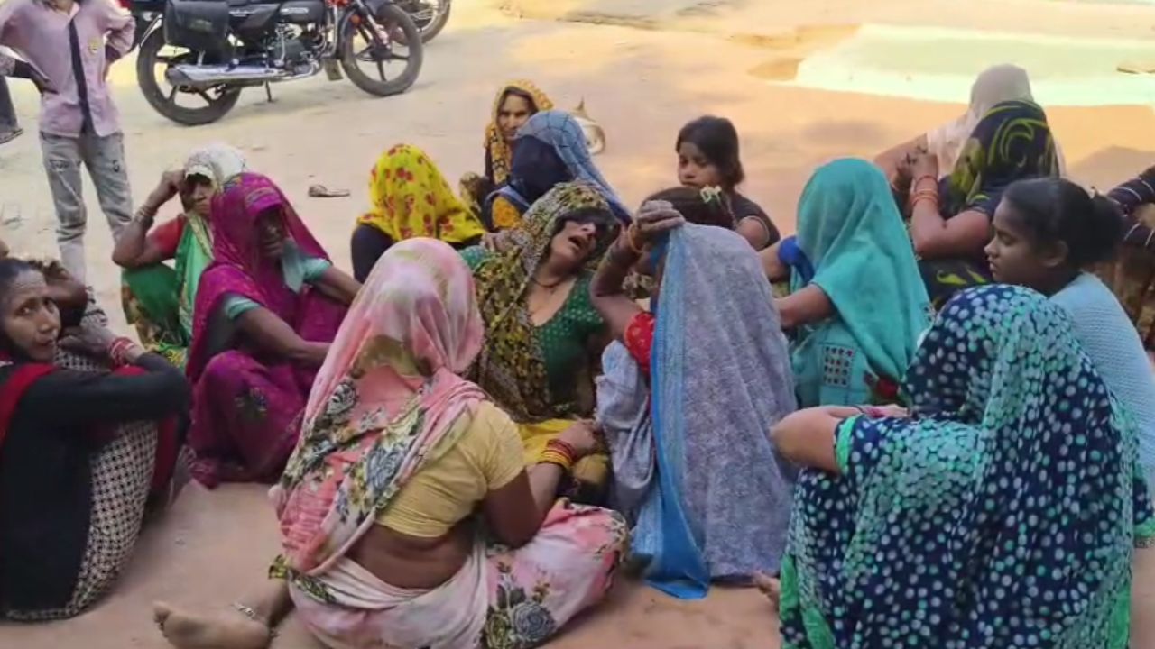 Hamirpur: दबंगों की धमकी से परेशान राजमिस्त्री ने की आत्महत्या, परिवार में कोहराम