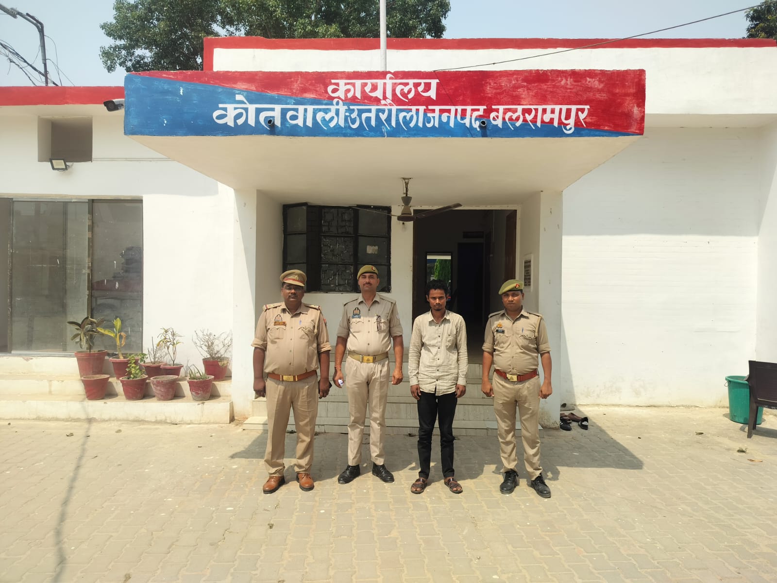 नाबालिग को प्रेम जाल में फंसाकर दुष्कर्म व जबरन धर्म परिवर्तन का प्रयास, आरोपी गिरफ्तार