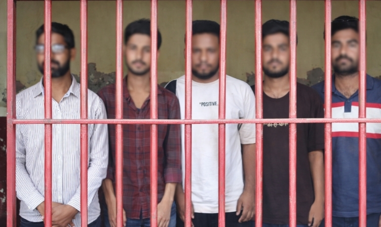 Gorakhpur Cyber Crime: सरकारी योजनाओं का झांसा देकर साइबर ठगी: 6 आरोपी गिरफ्तार, म्यूल खातों से होता था खेल