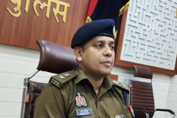 Crime: गोरखपुर में ऑपरेशन वज्र का बड़ा प्रहार, 841 वांछित गिरफ्तार