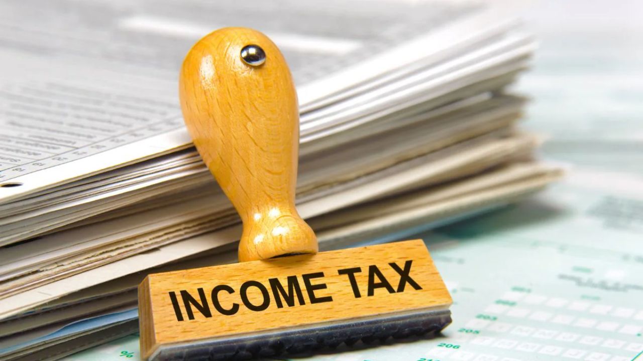टैक्स सिस्टम में बड़ा बदलाव: 1 अप्रैल से लागू हुआ नया इनकम-टैक्स एक्ट 2025, पुराने कानून का हुआ अंत