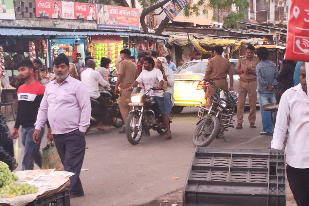 शाम होते ही कोल्हुई में पुलिस का एक्शन, अचानक क्यों कटने लगे दर्जनों चालान? पढ़ें पूरी खबर
