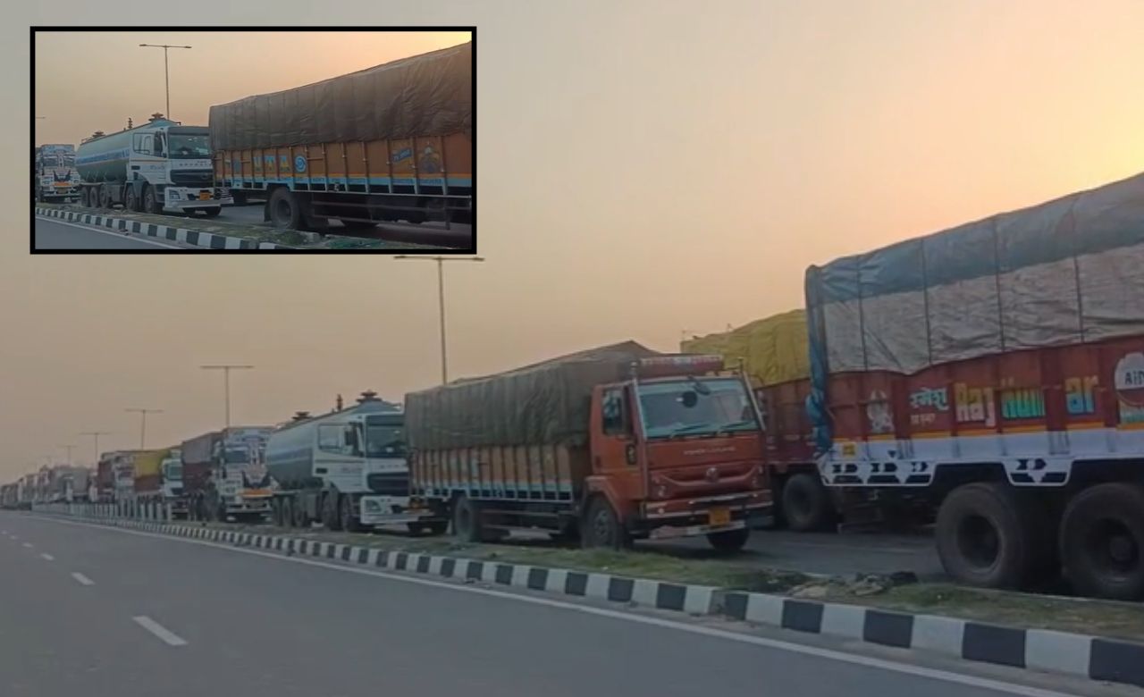 सोनौली बॉर्डर पर ‘ट्रकों का सैलाब’! 3-4 दिन से फंसे ड्राइवर, सिस्टम पर उठे सवाल