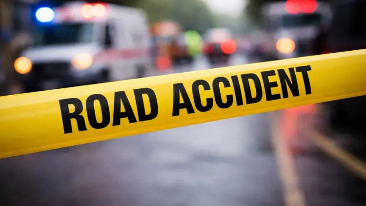 Jharkhand: चाईबासा में भीषण सड़क हादसा, 1 की मौत