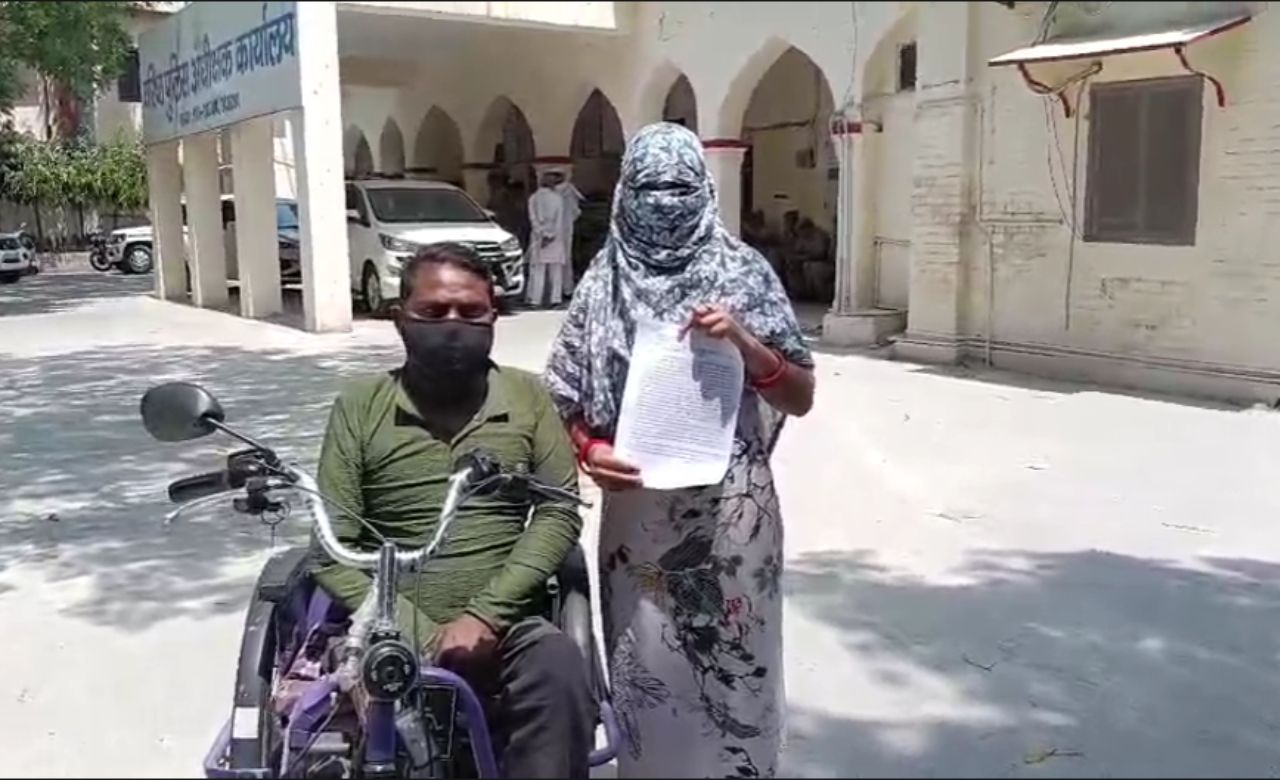 Muzaffarnagar News: पहले अकेले में बुलाया और फिर… महिला कर्मचारी ने लगाए गंभीर आरोप; जानें क्या है पूरा मामला