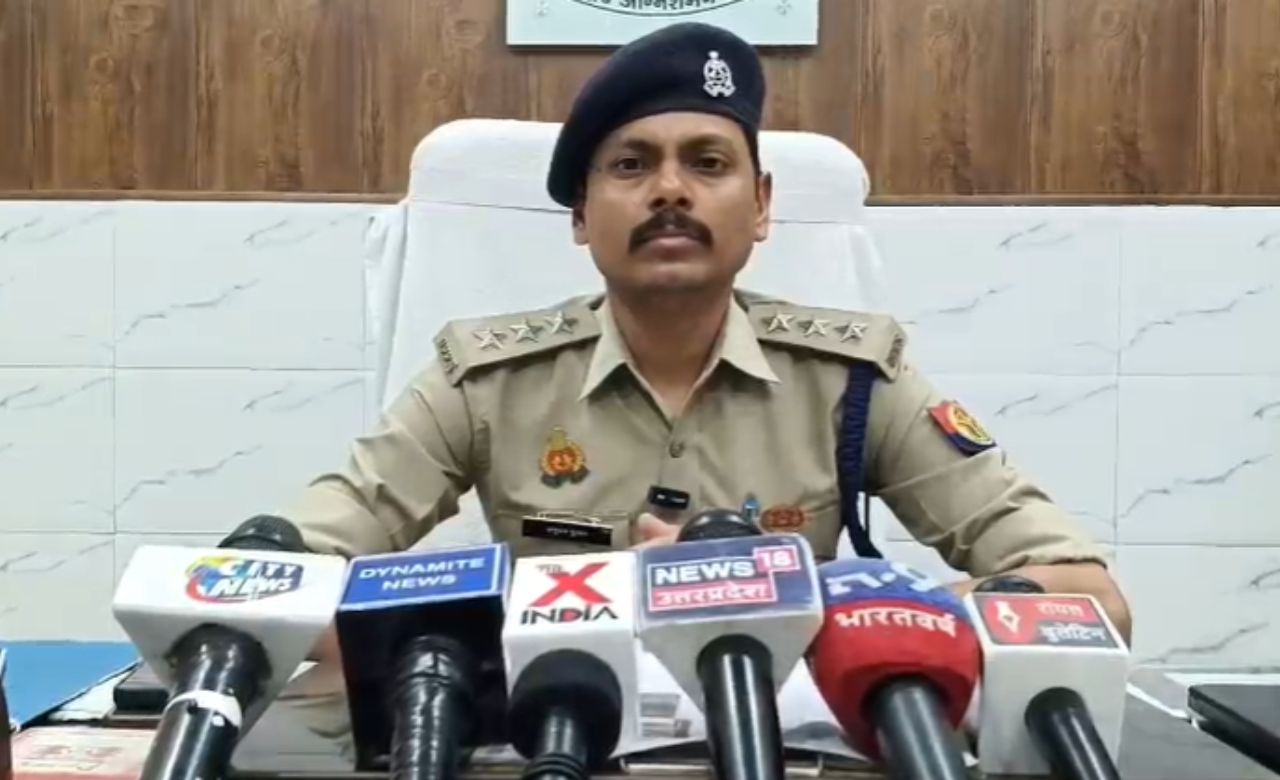 Muzaffarnagar News: रोहाना टोल प्लाजा पर दौड़ी आग की लपटें, रिकवरी वैन जलकर खाक