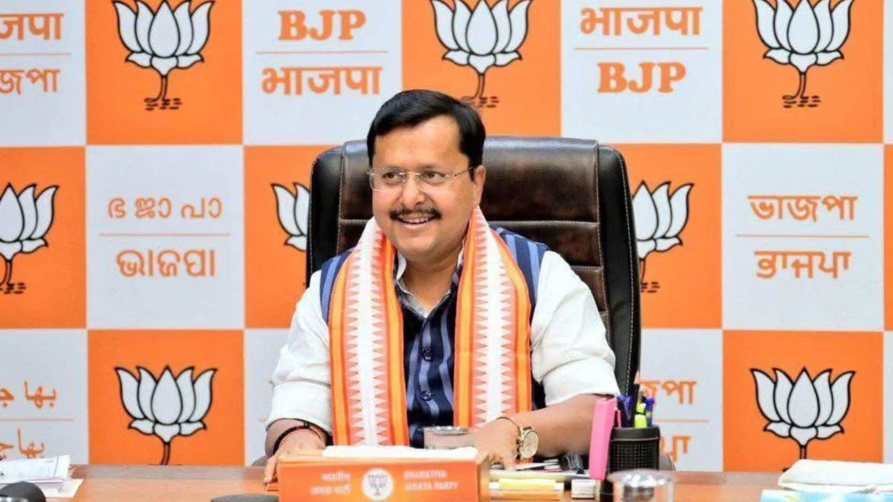 BIG BREAKING: आप के सभी 7 बागी सांसद थोड़ी देर में करेंगे नितिन नवीन से मुलाकात, सभी BJP दफ्तर पहुंचे