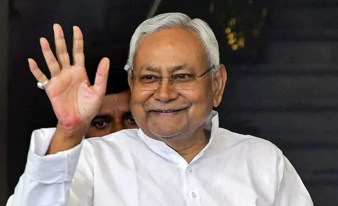 नीतीश कुमार आज लेंगे राज्यसभा शपथ, बिहार में बदलेगा सत्ता समीकरण?