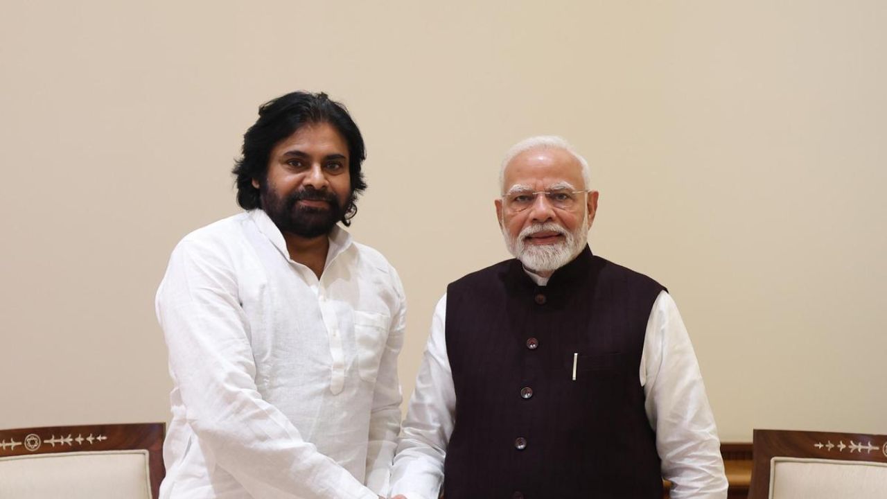 पीएम मोदी ने पवन कल्याण को किया फ़ोन; जाना सेहत का हाल