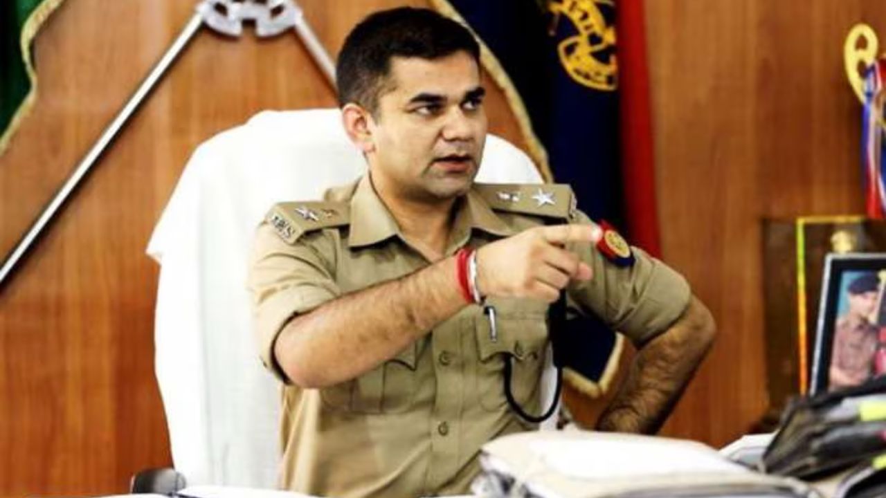 कौन हैं IPS अजय पाल शर्मा? UP के ‘सिंघम’ की बंगाल चुनाव में एंट्री